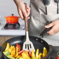 Kit de Utensílios de Cozinha em Silicone Antirrisco