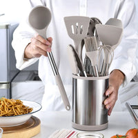 Kit de Utensílios de Cozinha em Silicone com Aço Inox e Balde Giratório – 12 Peças